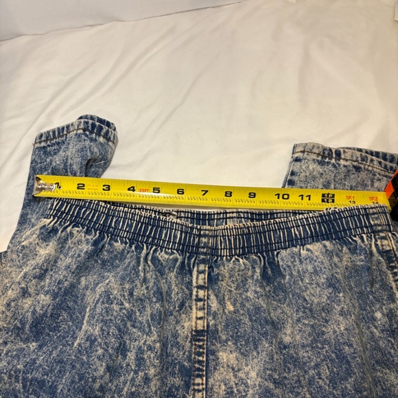 Vintage 80’s Levis Stretch Waist Mom Jeans Maternity side adjusting buttons 12 - Picture 10 of 15